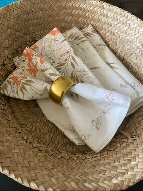 Vtg Hand Screened Floral Napkins (Set of 4) NOS